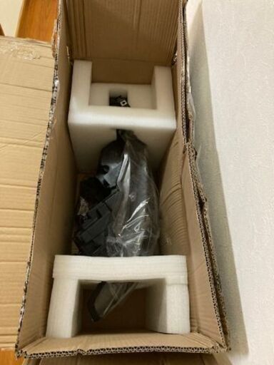 マツダ　アテンザ　２０１４年までの前期型　社外ヘッドライト　ＨＩＤバルブセット付