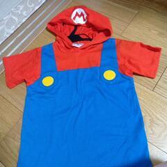 ユニバ公式グッズ　マリオの半袖フード付きシャツの画像