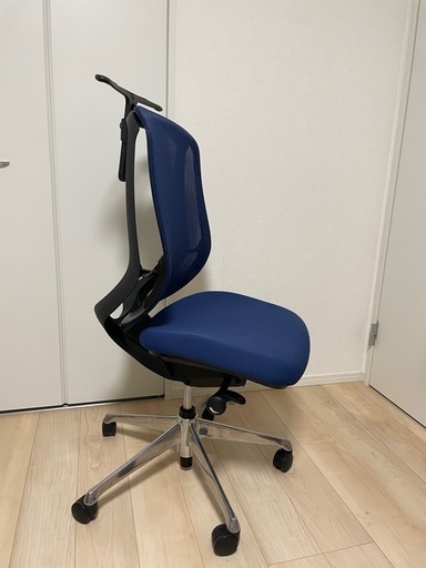 美品　シルフィーメッシュ オカムラokamura 肘無ローバックチェア