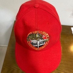 マルボロ Marlboro キャップ ビンテージ 80s 90s 当時物 刺繍柄　帽子 キャップ CAP ヴィンテージ　赤レッド　の画像