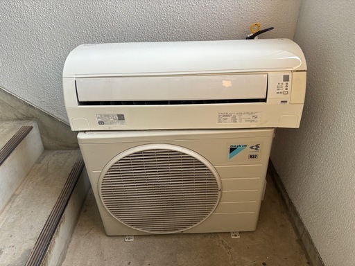 ルームエアコン