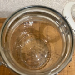 大型ガラス瓶の画像