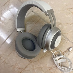 Razer Kraken Mercury White ゲーミングヘッドセット ホワイトの画像