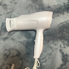 ヘアドライヤー