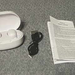 新品未使用 ワイヤレスイヤホン 白の画像