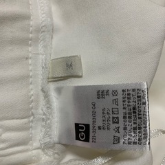 GU白のスキニーの画像