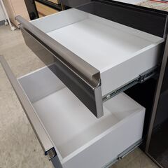 J9980【リユースのサカイ柏店】古賀家具　キッチンカウンター　ゼブラ　クリーニング済み　参考価格74,000円　の画像