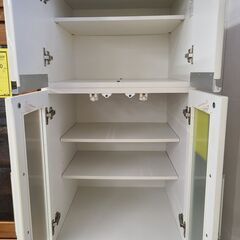 J9985【リユースのサカイ柏店】食器棚　上置き付き　ホワイト　クリーニング済みの画像