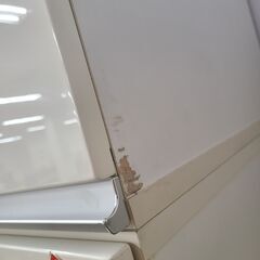 J9985【リユースのサカイ柏店】食器棚　上置き付き　ホワイト　クリーニング済みの画像