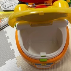 アンパンマン　よくばりビージーカーの画像