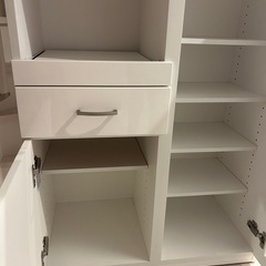 食器棚
の画像