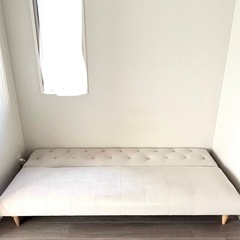 【値下げ】Lowya ソファベッド(3人がけ)の画像