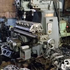 Mベンツ107シリーズリビルトエンジン製作販売専門工場-各種加工-内燃機業務常設の画像