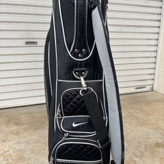 NIKEゴルフバッグの画像