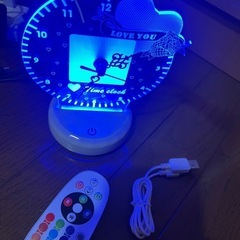 キレイ‼️LED 調整昨日付き‼️置き時計 の画像