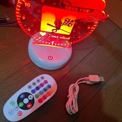 キレイ‼️LED 調整昨日付き‼️置き時計 の画像