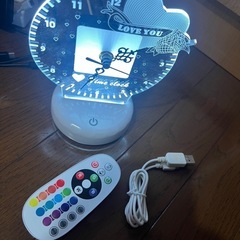 キレイ‼️LED 調整昨日付き‼️置き時計 の画像