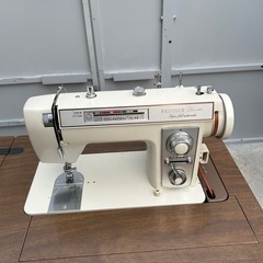 ブラザーミシン ZZ2-B702Fの画像