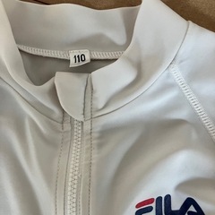 FILAラッシュガード110センチの画像