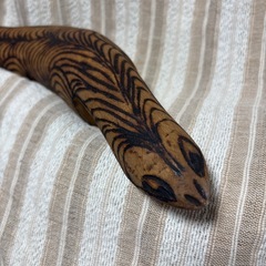 木彫りの置物　の画像