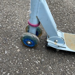 アナ雪　キックボード　キックスクーターの画像