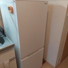 SHARP 冷蔵庫 SJ-D18Jの画像