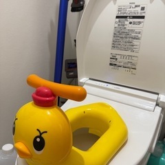 子供用トイレ補助器の画像
