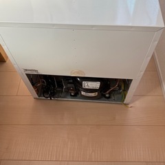 冷蔵庫　ミニ　tecoLR0510WAの画像