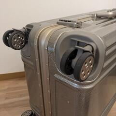 7/9まで。7000円！83Lスーツケースの画像