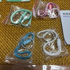 エアタグ 紛失防止 4色セット gps 子供 スマートタグ 盗難防止の画像