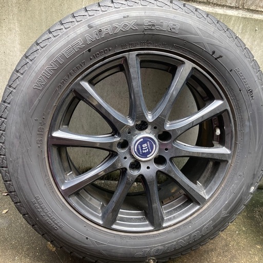 【決定】スタッドレスタイヤ 4本セット　225/65R17