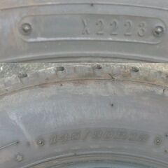 軽トラックに付いていた　タイヤ　145-80-12　日本製の画像