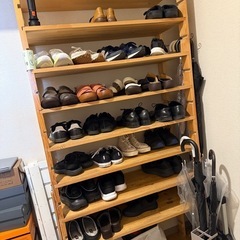 パイン材ラックの画像