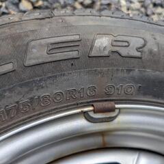 JB23　ジムニースペアタイヤの画像