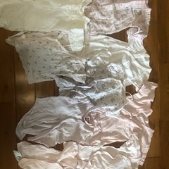 女の子洋服の画像