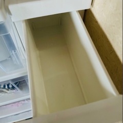 スリムの収納ケースの画像