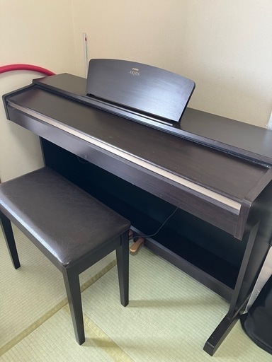 電子ピアノ　YAMAHA ARIUS YDP-160