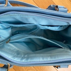ショルダーバッグ　ハンドバッグ　肩紐付きの画像