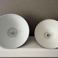 【あげます】液晶26インチテレビとライトシェードの画像