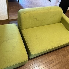 無料のソファ