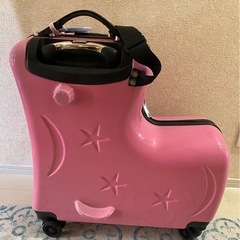子供用スーツケースの画像