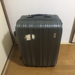 スーツケースの画像
