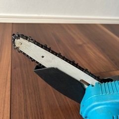 コードレスハンディチェーンソー
の画像