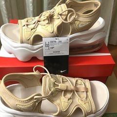 新品未使用 サイズ ウィメンズ24cm 元箱あり  NIKEエアマックスココ サンド ベージュ の画像
