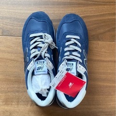 new balance ML574EGN 27cmの画像