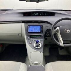 【即日審査】【最短2週間納車】【常時200台在庫】オトロン大垣店！綺麗な店舗でお待ちしてます!/トヨタ プリウス 　Ｓ　ＬＥＤエディションの画像