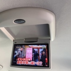 TOYOTAヴォクシィフリップダウンモニターの画像
