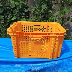 収穫コンテナ（20個）を格安で譲ります！1個当たり容量約45L！の画像