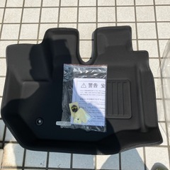 フロアマット 車  ハイエース 
カー用品 の画像