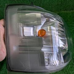 右ヘッドライトの画像
